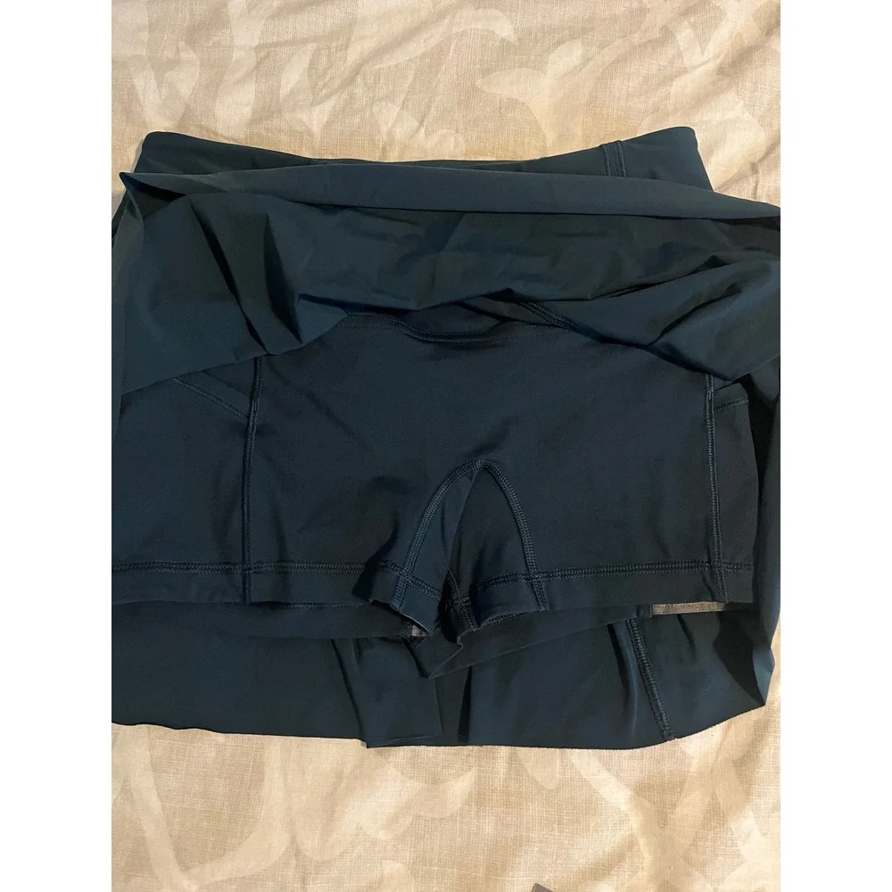 Lululemon lost in pace skirt skort dark teal (submarine) size 6
